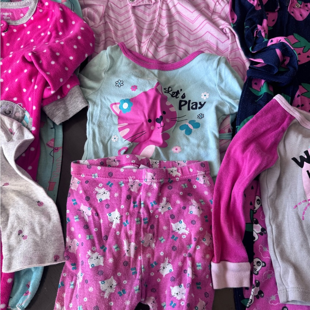 18M pajama bundle - Picture 3 of 5